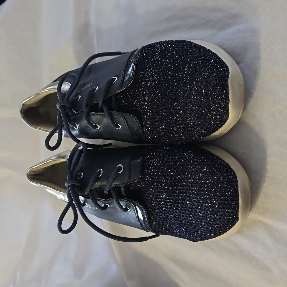 Geox Navy Blue with Sparkle Lace Up US Size 9 Rubber Sole w/ Leather & Mesh